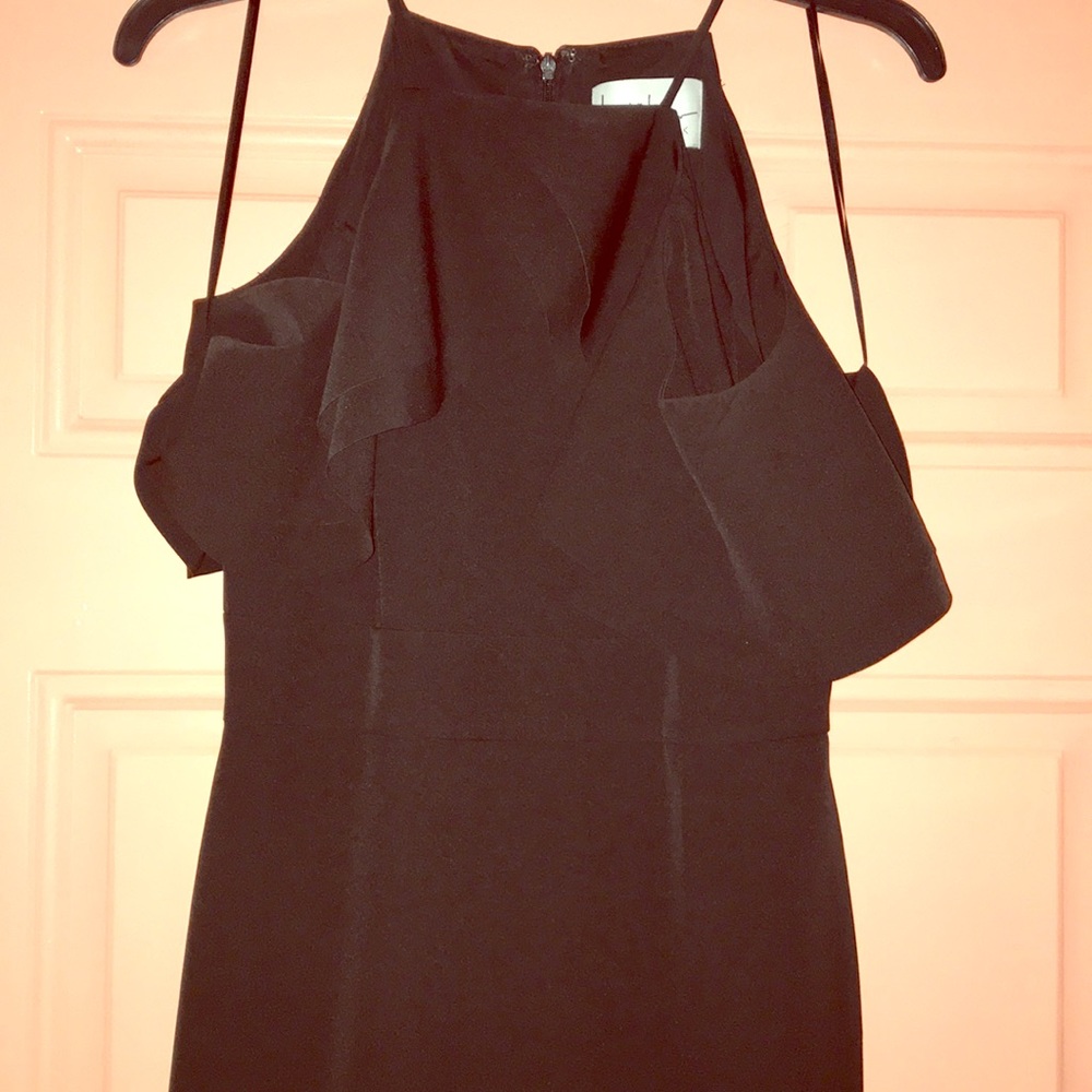 Nicole Miller Size 2 Formal Gown in Black
